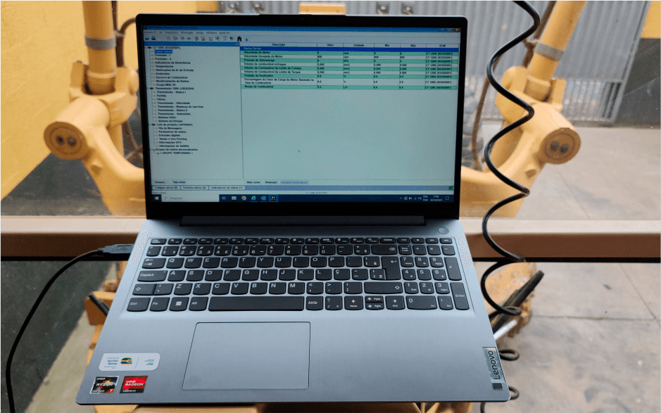 Notebook com software de diagnóstico